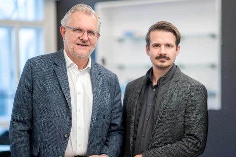 Die beiden Kammer-Funktionäre Kastner und Glaser direkt in die Kamera.